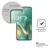 A close-up marketing image of a smartphone screen protector, showing a magnified view of the corner of a phone with the protector applied. Text callouts highlight features. Produktbild-Vorschau