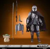 A Star Wars The Mandalorian action figure with accessories and Grogu (Baby Yoda) figure, presented against a gradient background. Náhled obrázku produktu