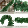 Guirlande de Noël avec pommes de pin - rouge/vert Voir les images du produit 5