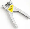 A close-up studio shot of a wire stripper tool. Anteprima dell’immagine prodotto