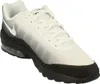 A single Nike Air Max Invigor Print sneaker shown from a three-quarter angle on a white background. Produktbild-Vorschau