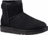 A black UGG boot is shown against a white background. Voir les images du produit