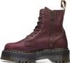 A single Dr. Martens boot shown from the side against a white background. Produktbild-Vorschau