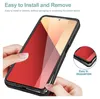 Hands installing a phone case onto a smartphone. Anteprima dell’immagine prodotto