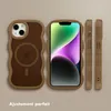 Selencia Wavy Backcover avec MagSafe pour Apple iPhone 14 / Voir les images du produit 6