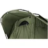 A close-up view of the front of a green tent, showing the entrance and a portion of the roof. Voir les images du produit