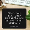 Mr. & Mrs. Panda Mauspad Läuft bei mir. Zwar... - Schwarz - Produktbild-Vorschau 2