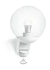 A white outdoor sensor light with a clear globe and a motion sensor at the bottom. Anteprima dell’immagine prodotto