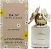 Marc Jacobs Daisy Eau So Fresh Eau de Toilette, 30 ml Anteprima dell’immagine prodotto 6