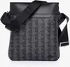 Borsa a tracolla Lacoste NH4260LXH45 da Uomo Anteprima dell’immagine prodotto 15
