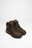 A pair of brown hiking boots on a white background. Produktbild-Vorschau