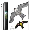 VOUNOT® 2er Set Vogelschreck Falke Drachen mit 4m Produktbild-Vorschau 1
