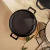 Litinová pánev HOMLA ANDREAS se dvěma uchy a bambusovou Náhled obrázku produktu 9