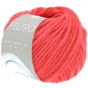 A ball of coral-colored yarn with a label. Produktbild-Vorschau