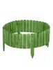 A green wooden garden border fence is shown against a white background. Voir les images du produit