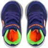 A top-down view of a pair of children's sneakers. Produktbild-Vorschau