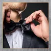 Schwarze verstellbare elegante klassische Fliege für Männer Produktbild-Vorschau 6