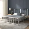 Zinus Metallbettgestell mit abgerundeten Ecken und grauer Bettwäsche in einem modernen Schlafzimmer Produktbild-Vorschau