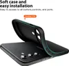 A black phone case is shown being flexed to demonstrate its flexibility, with text overlays highlighting its features. Produktbild-Vorschau