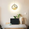 Suspension design moderne avec abat-jour irrégulier en Voir les images du produit 5