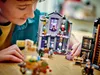 LEGO Harry Potter Sklepy Ollivandera i Madame Malkin, Podgląd zdjęcia produktu 21