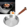 A collage showing a frying pan with food being cooked on a stovetop and a separate shot of the frying pan. Produktbild-Vorschau
