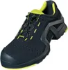 A black and yellow safety shoe. Anteprima dell’immagine prodotto