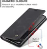 A black leather phone case is shown open, with text highlighting its magnetic closure feature. Produktbild-Vorschau