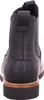 The back view of a black leather boot with a lug sole. Voir les images du produit
