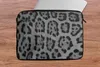 MuchoWow® Laptop Hülle 13 Zoll Leopardenfell - schwarz und Produktbild-Vorschau 5
