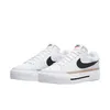 Nike Sneakers DM7590-100 in White color size 40.5 Voir les images du produit 19