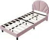 Lit enfant UnboxG 90 x 190 cm en velours rose rembourré – Voir les images du produit 8