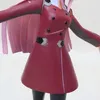 Anime-Figur von einem Mädchen mit pinken Haaren in rotem Produktbild-Vorschau 3