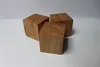 Set di 3 piccoli blocchi in rovere massiccio 8x8x8cm oliato Anteprima dell’immagine prodotto 3
