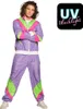 A man wearing a retro tracksuit. Produktbild-Vorschau