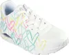 A white Skechers sneaker with a colorful heart pattern. Produktbild-Vorschau
