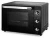 A black De Longhi electric oven is shown from a front-side angle against a white background. Náhľad obrázku produktu