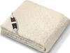 A folded cream-colored heated blanket with a black and white control unit attached. Produktbild-Vorschau