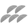 Five grey microfiber mopping pads arranged in a cluster on a white background. Voir les images du produit