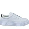 A white sneaker with a silver heel accent is shown against a white background. Produktbild-Vorschau