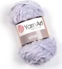 A ball of fluffy, light purple yarn with a label. Produktbild-Vorschau