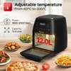 A black air fryer is shown on a wooden table with various foods around it, including pizza, chicken, fries, and salad. Text overlays highlight product features. Produktbild-Vorschau