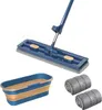 A cleaning mop, a collapsible bucket, and two mop heads are displayed against a white background. Voir les images du produit