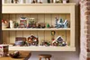 LEGO Icons Postamt des Weihnachtsmanns, Wohn-Deko oder Produktbild-Vorschau 30