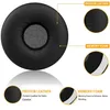 Close-up marketing image of headphone ear pads with feature callouts. Produktbild-Vorschau