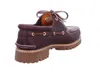 A single burgundy leather boat shoe with a thick lug sole is shown from a rear-side angle against a white background. Anteprima dell’immagine prodotto