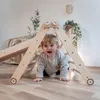 Triangle d'escalade Pikler en bois naturel – Équipement de Voir les images du produit 3