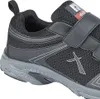 A close-up view of a black sneaker. Voir les images du produit