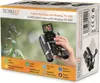 The image shows the packaging of a pair of binoculars with a display, with a hand holding the binoculars in the foreground. Produktbild-Vorschau