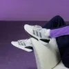 scarpe Adidas Avryn ID9422 Anteprima dell’immagine prodotto 11